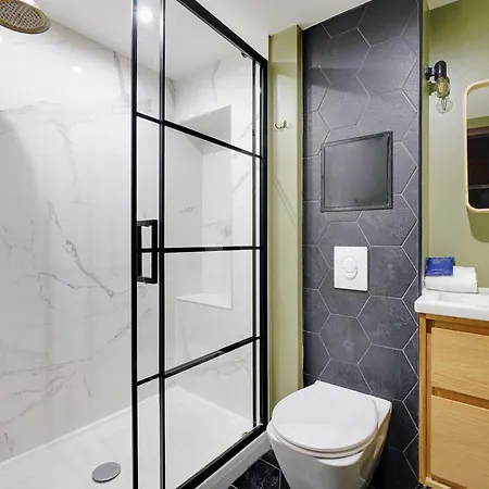 Authentic 1br 4p Arts Et Metiers דירה *